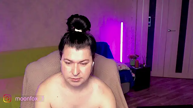 micromouse mo online show from March 4, 1:34 am