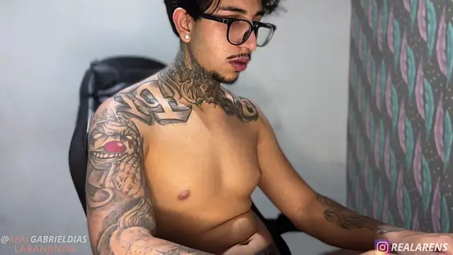 RealGdiass online show from July 17, 9:10 pm