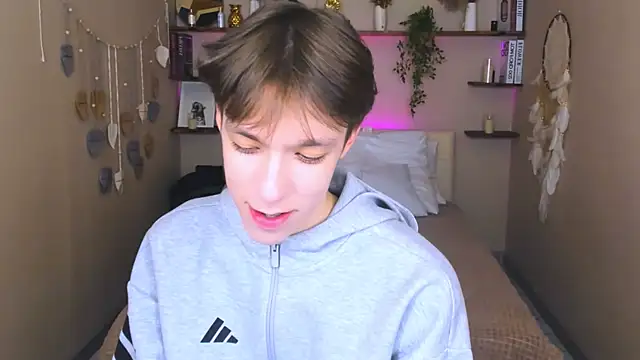 MarkBranston online show from November 11, 8:58 pm