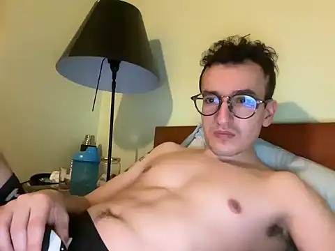 Poeta98xh online show from March 5, 9:00 pm