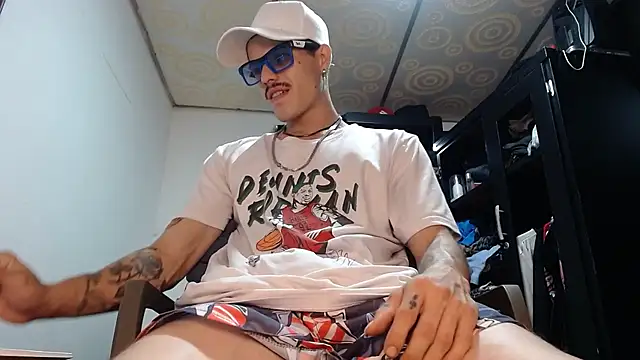 imsammytop online show from October 6, 10:47 pm