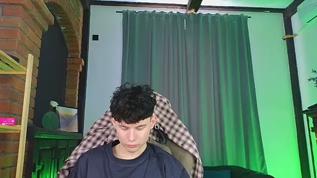 Cute Mike online show from February 25, 8:48 am