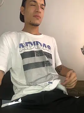 santyrestrepo online show from October 12, 1:49 pm