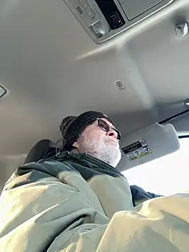 Jcaspen online show from March 17, 1:02 pm