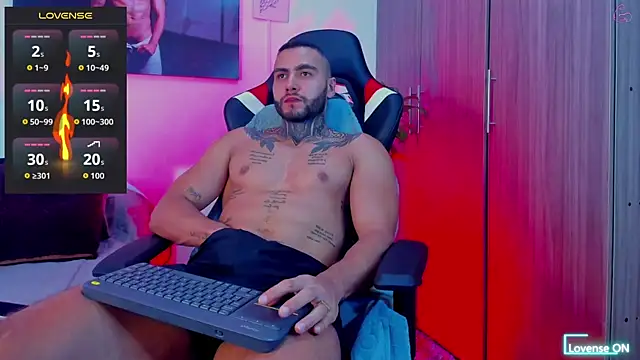 Danny Willson online show from March 4, 2:24 pm