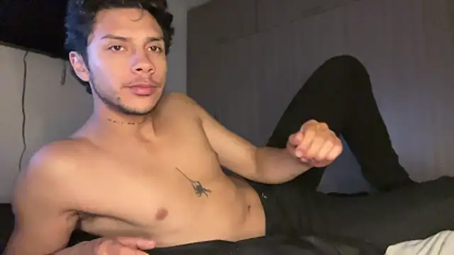 ErosDominant online show from April 17, 2:47 am