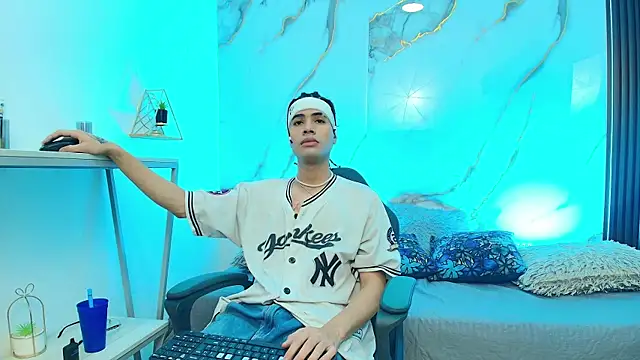 JacobBlackwell  online show from March 3, 7:16 am