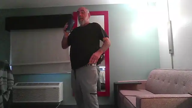 Fuck-Buddy-4U online show from April 7, 9:59 pm