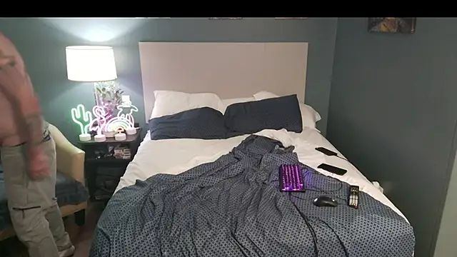 Fuck-Buddy-4U online show from November 27, 1:37 pm