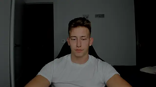 find0m master online show from April 25, 7:55 pm