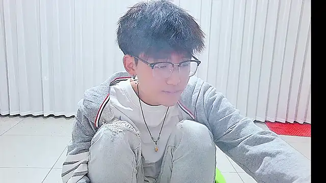 KK-cuteboy online show from July 20, 11:23 am