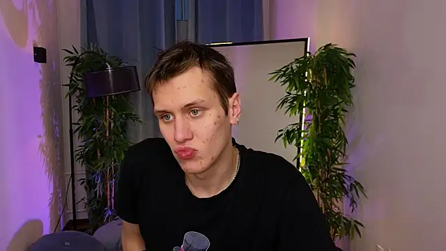 hun1er steele online show from October 23, 2:31 pm