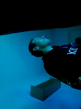 aripuppi95 online show from November 10, 11:53 pm