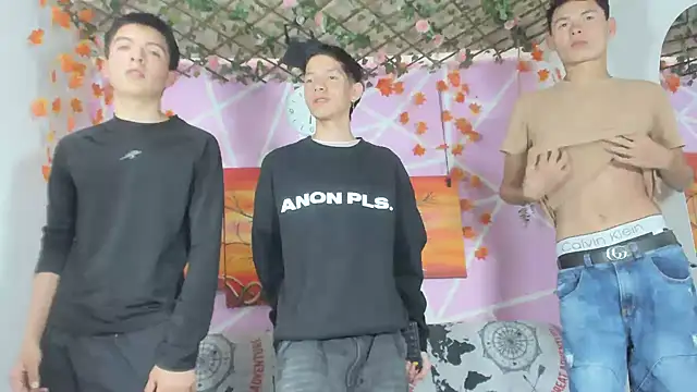 heyy noah11 online show from January 18, 9:17 pm