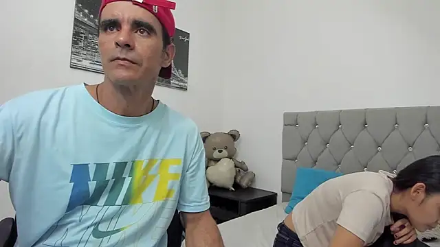 Sofi And Santy online show from February 19, 12:40 am