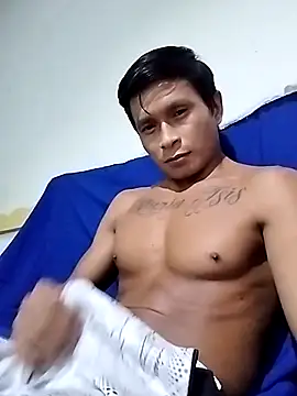 Moreno-Charmoso 30 online show from March 5, 3:03 am