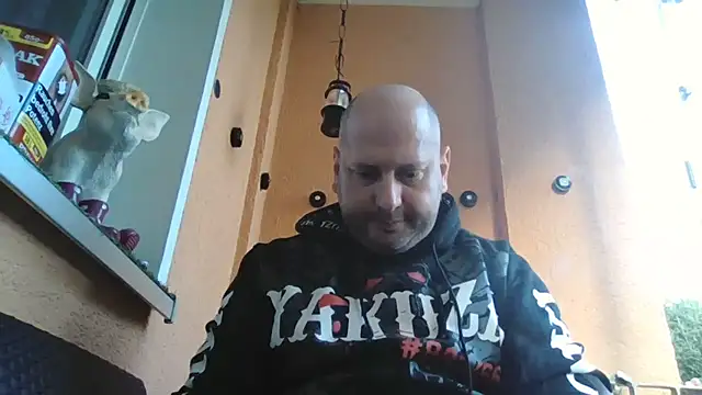 Couplemanxt1986 online show from October 20, 1:59 pm