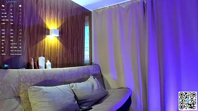 Logan mett online show from March 8, 3:05 pm