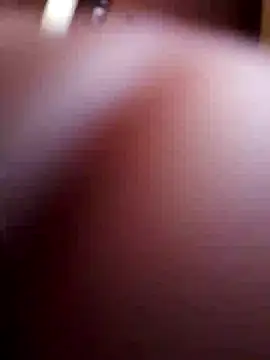 Snapshot of svk_05 chatting on October 21, 7:44 am svk 05 online show from October 21, 7:44 am