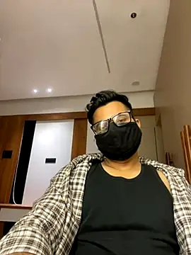 Notme 09 online show from October 26, 1:13 pm