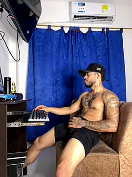 Kylian Alessandro online show from December 23, 8:34 am