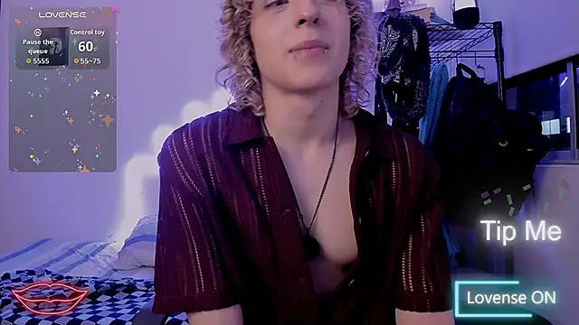 Lyric Mirage online show from February 3, 3:59 am