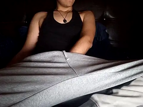 esmermoon online show from March 7, 12:08 am