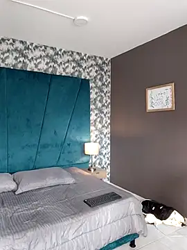 Aaron Eze online show from January 31, 8:29 pm