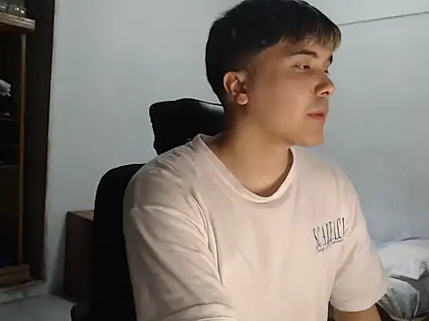 CuteAlexBoy online show from February 14, 8:37 pm