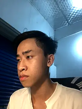 liamhn2k4 online show from October 17, 1:59 pm