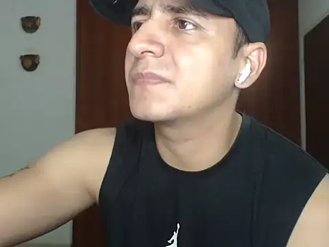 DarkTheKing online show from January 17, 6:38 am