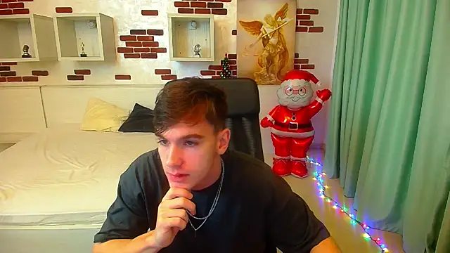 BradyFlint online show from December 19, 5:15 am