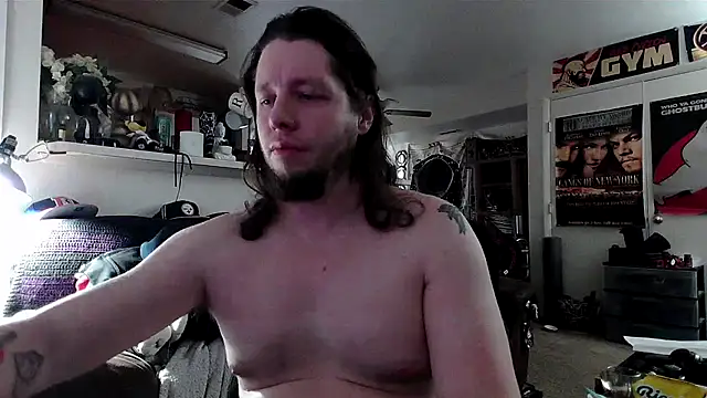 biggerisbetter12 online show from October 27, 3:36 pm