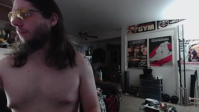 biggerisbetter12 online show from June 4, 2:17 am