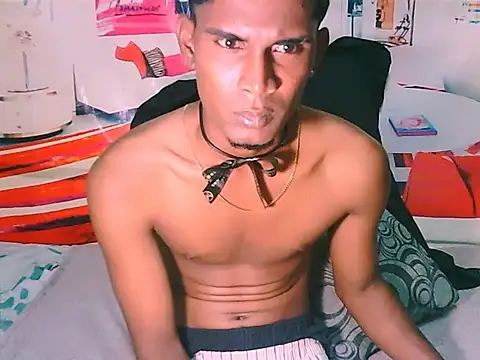 IndianThuggin online show from November 3, 4:31 pm