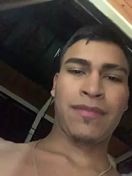 Emiliano Reyes online show from April 25, 8:17 am