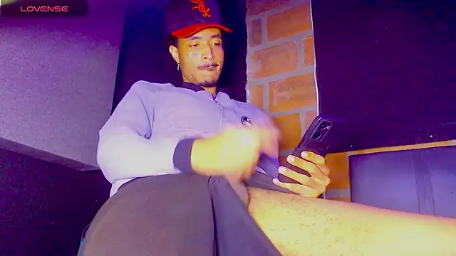 Anaconda larga online show from October 23, 1:03 pm