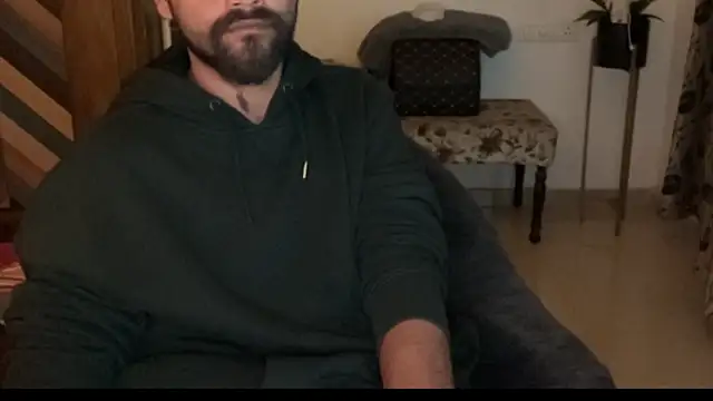 MakeMeAwareAah online show from January 6, 5:28 pm