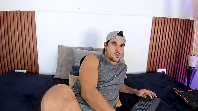 Jake muller1 online show from December 4, 3:35 am