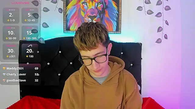 Erick Taylor3 online show from October 25, 6:09 pm