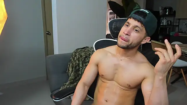 Paul Reybor online show from January 10, 1:22 am