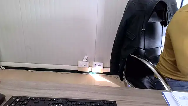 Evasionee online show from March 3, 8:33 am