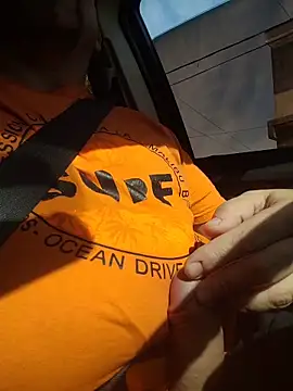 Tincho1051 online show from March 9, 1:16 pm