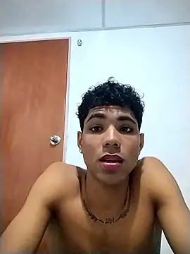 Alex Sweeting online show from January 18, 2:57 am