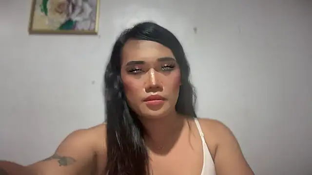 untouchable mia online show from October 30, 1:01 pm