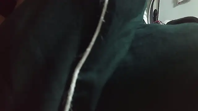 Stripholyday online show from January 10, 3:05 pm