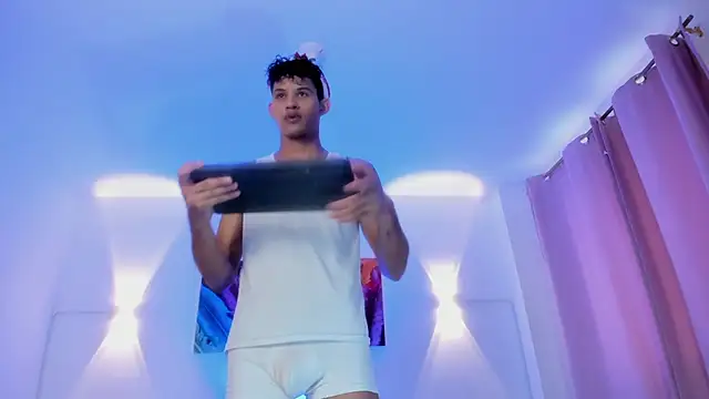 KamiSuarez online show from December 22, 6:38 pm