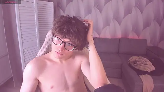 Syndy Dels online show from December 16, 2:46 pm