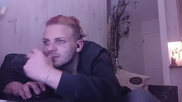 THOMMONSTER5299 online show from December 13, 8:37 pm