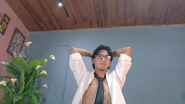 kane del toro online show from November 5, 1:24 pm